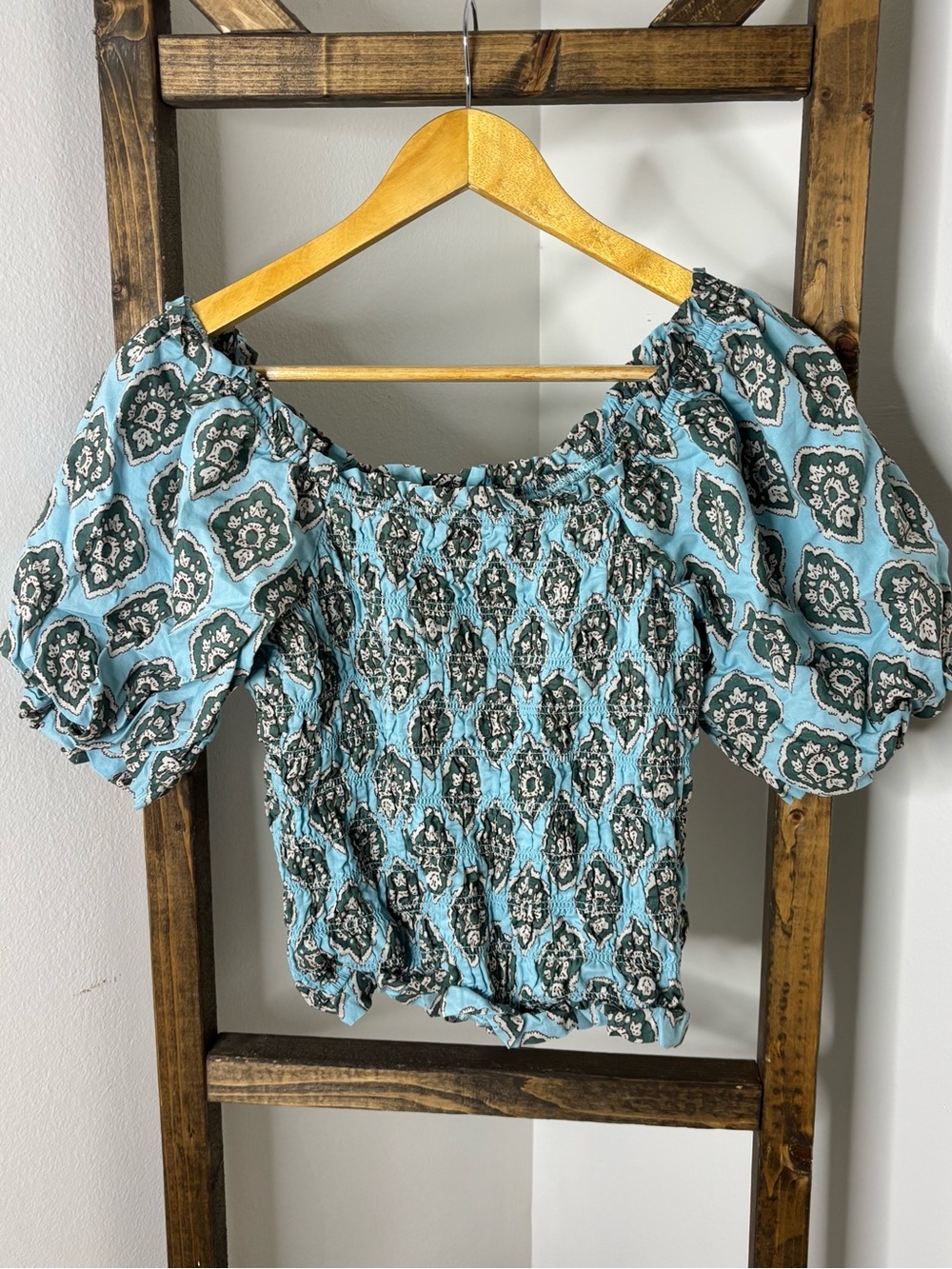 Maurices Boho Smocked Puff Sleeve Top - Light Teal Floral Size M